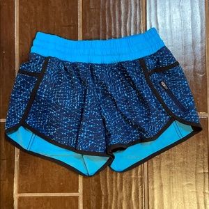 Lululemon Tracker Shorts Size 6